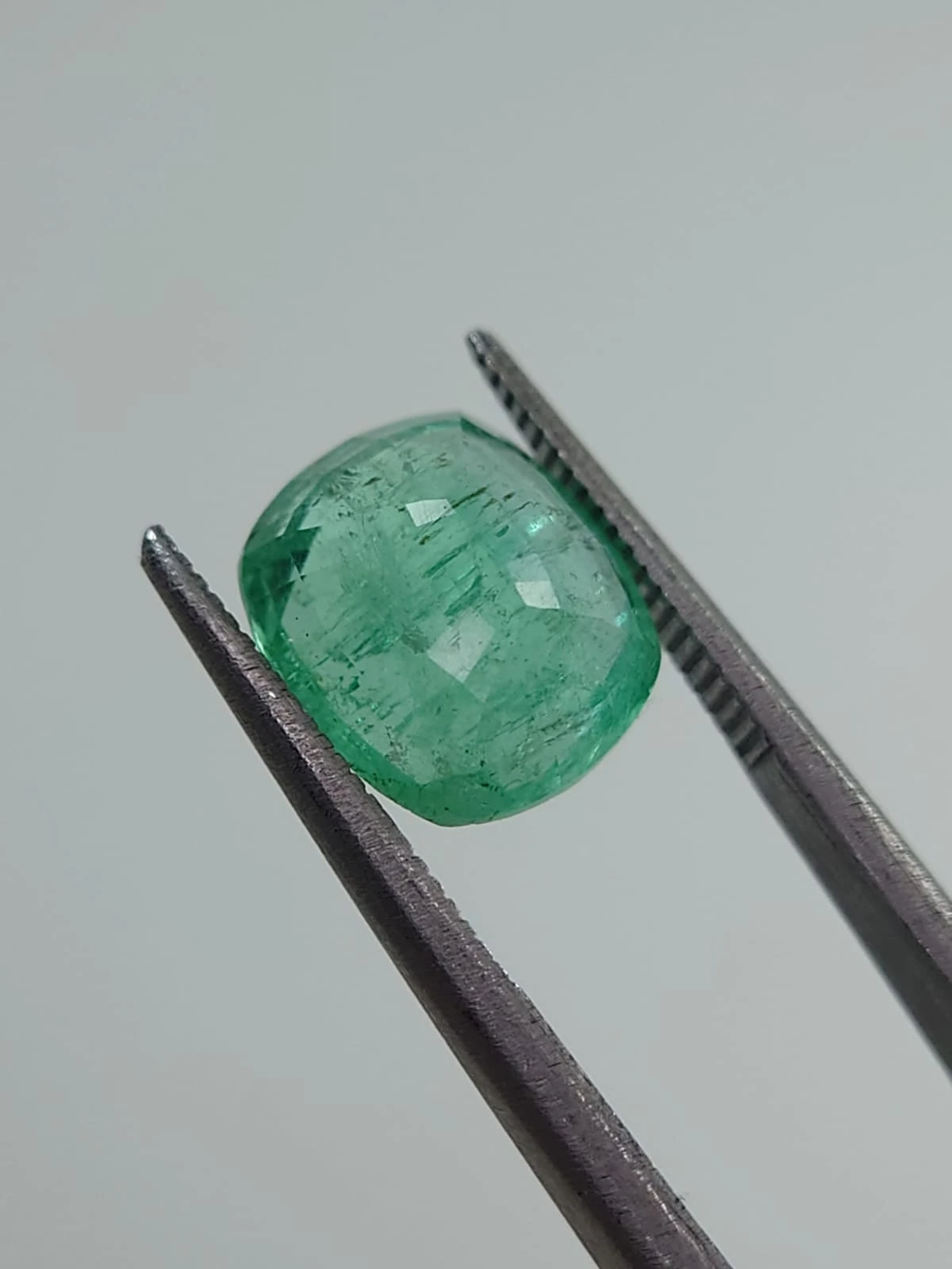 3.7ct Natural Emerald  Loose Gemstone From Panjshir Afghanistan — view 3